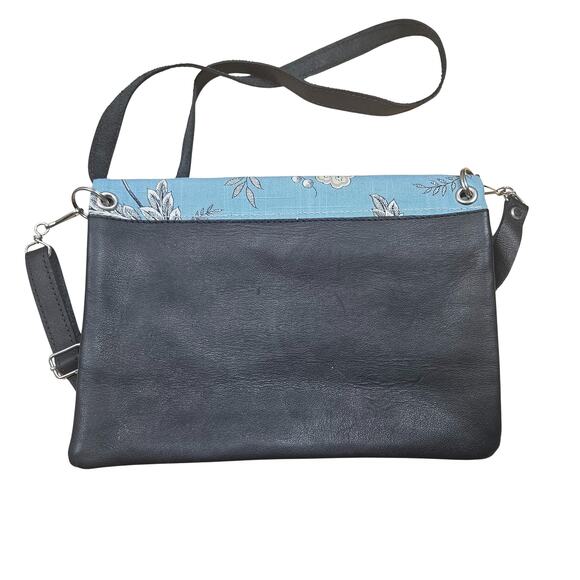 Vintage White Capiz Shell Heart Shaped Trinket Box Shell Flowers READ NOTE - Picture 3 of 10